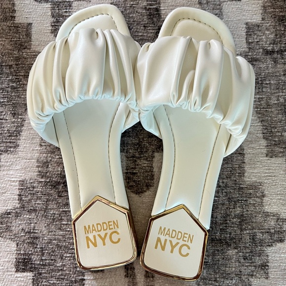 White Madden NYC Sandles - Picture 5 of 8